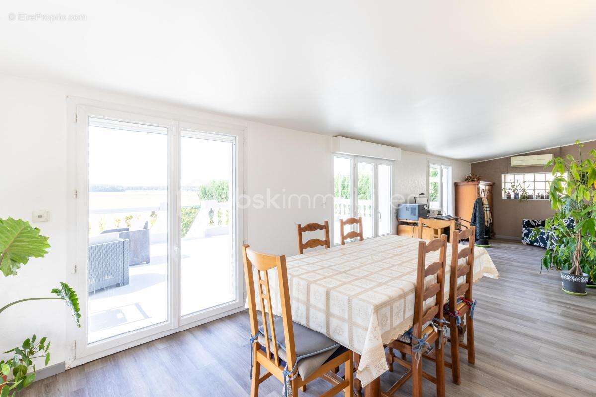 Maison 6 pièces de 160 m² environ à Marchémoret - photo 6