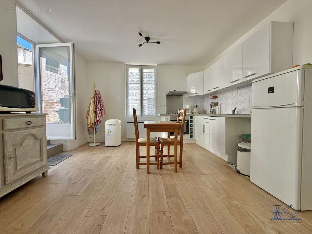 Maison 147 m² à Saint-Fort-Sur-Gironde  - photo 2