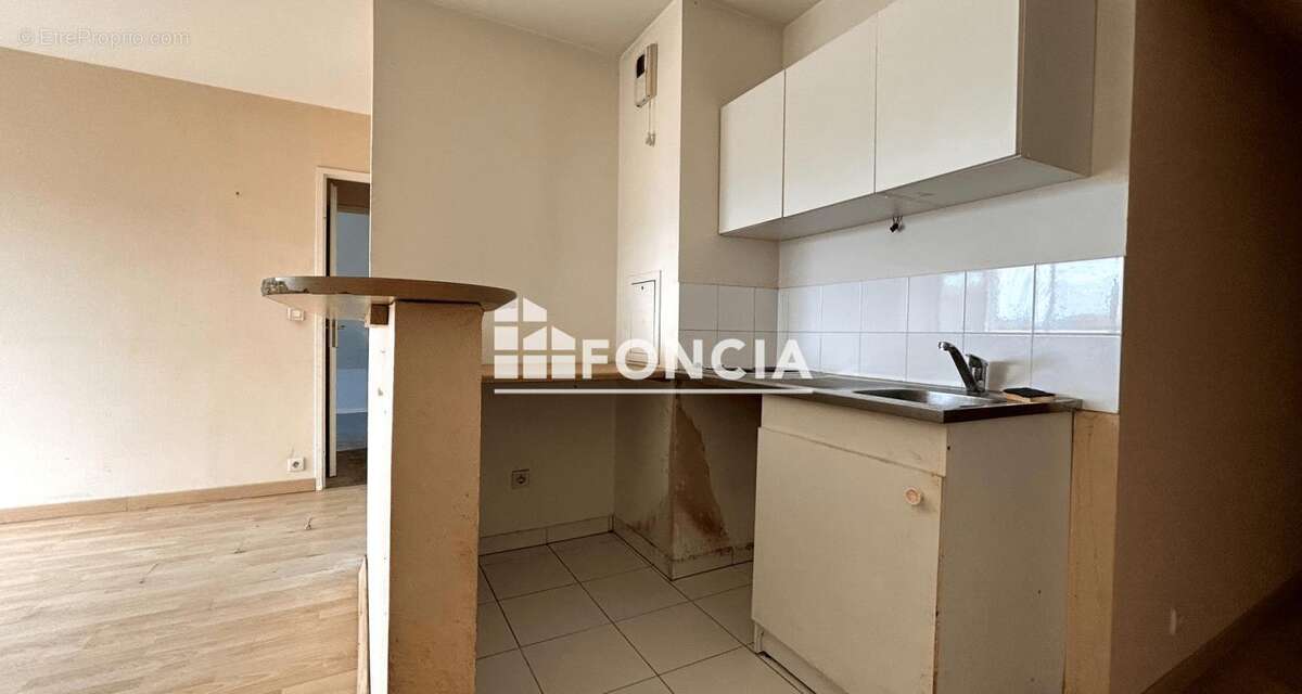 Appartement à CORBEIL-ESSONNES