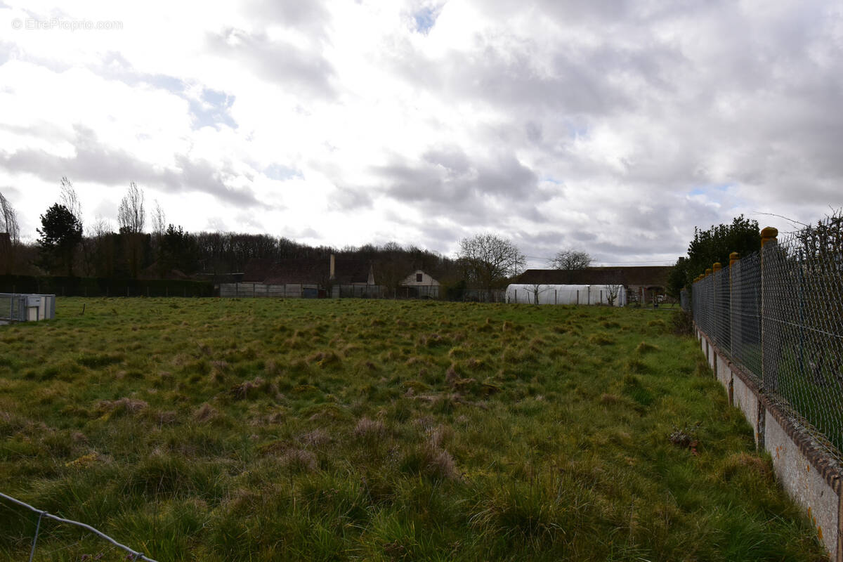 Terrain à ILLIERS-COMBRAY