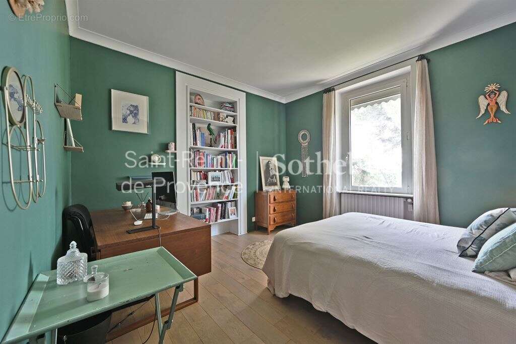 Maison à VILLENEUVE-LES-AVIGNON