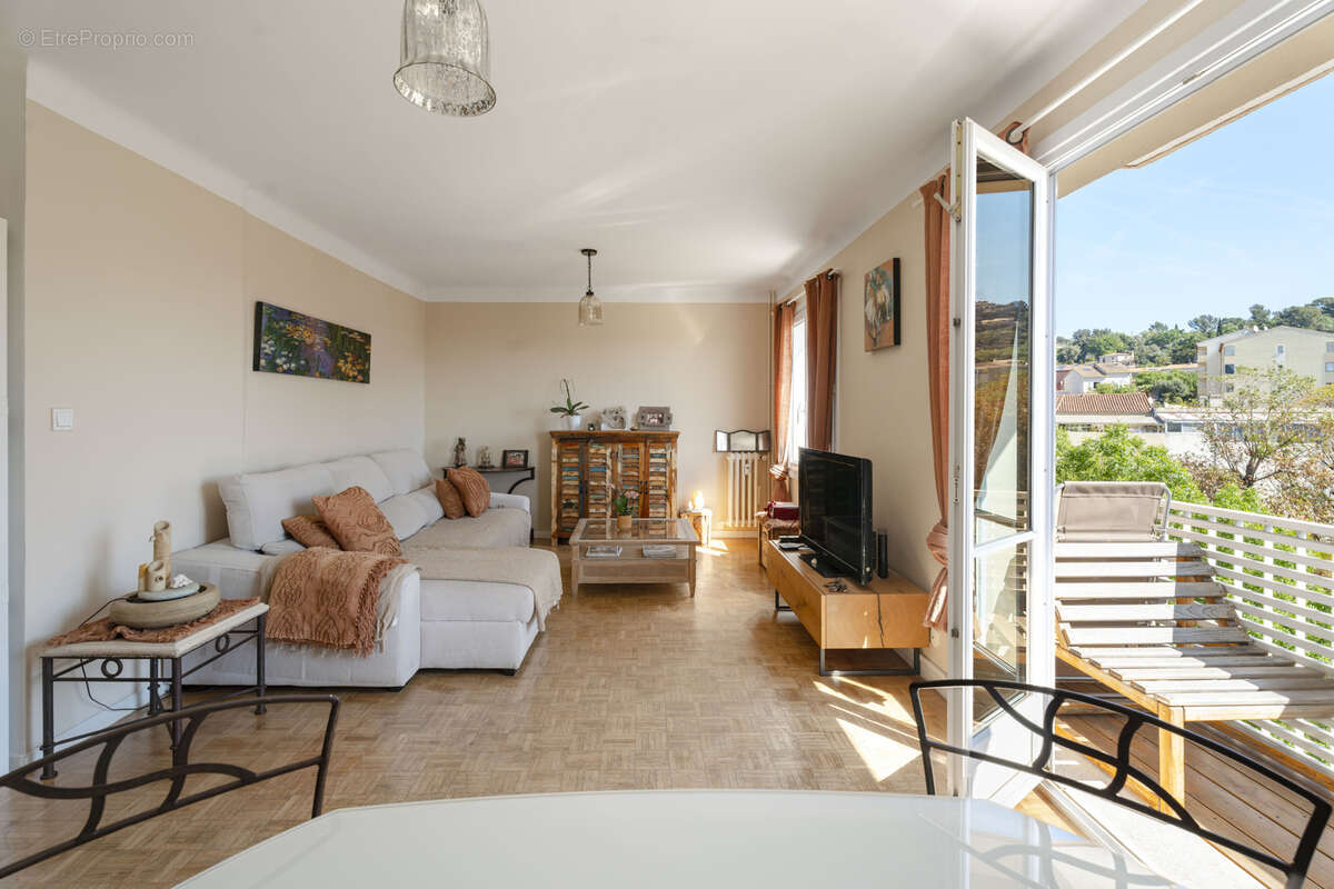 Appartement à HYERES