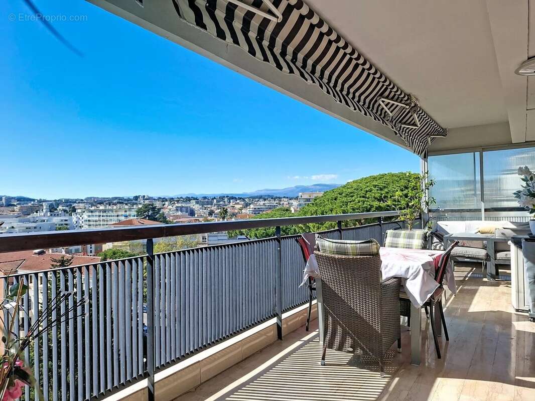 Appartement à CANNES