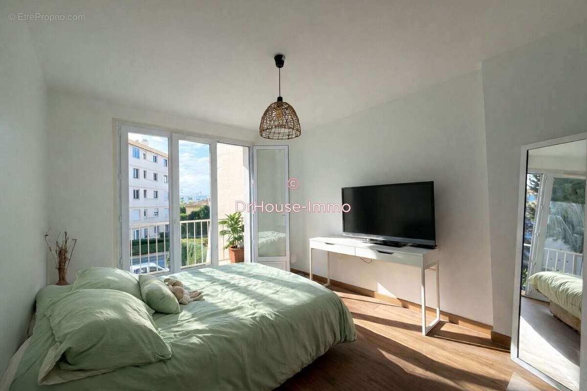 Appartement à CAGNES-SUR-MER