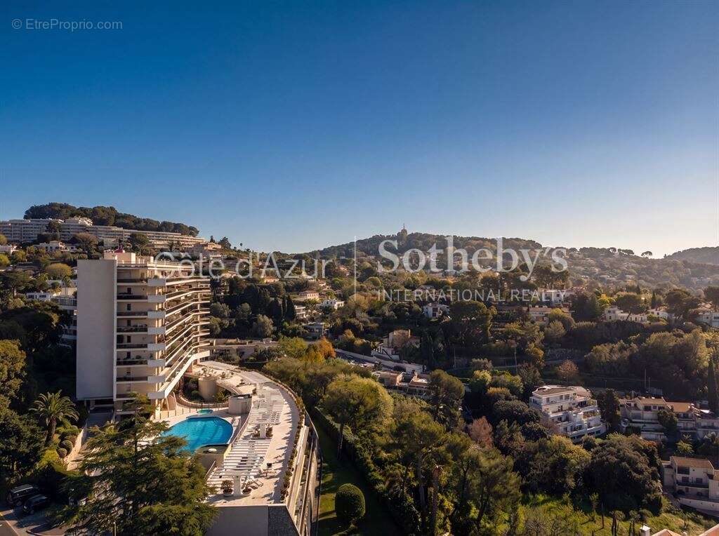 Appartement à LE CANNET