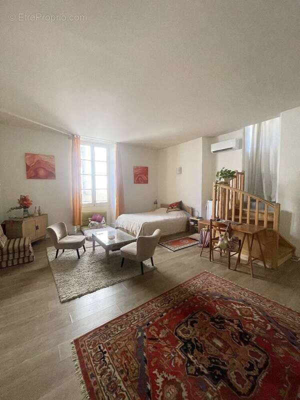 Appartement à PEZENAS