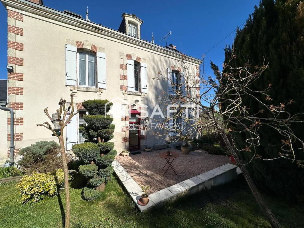Photo 1 - Maison à PARTHENAY