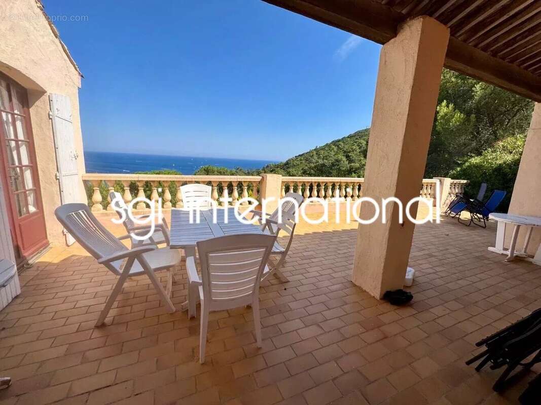 Maison à RAMATUELLE