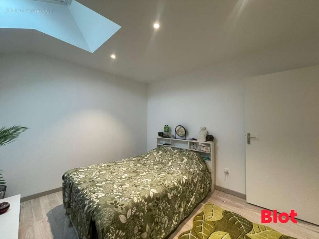 Maison à SAINT-SULPICE-DES-LANDES