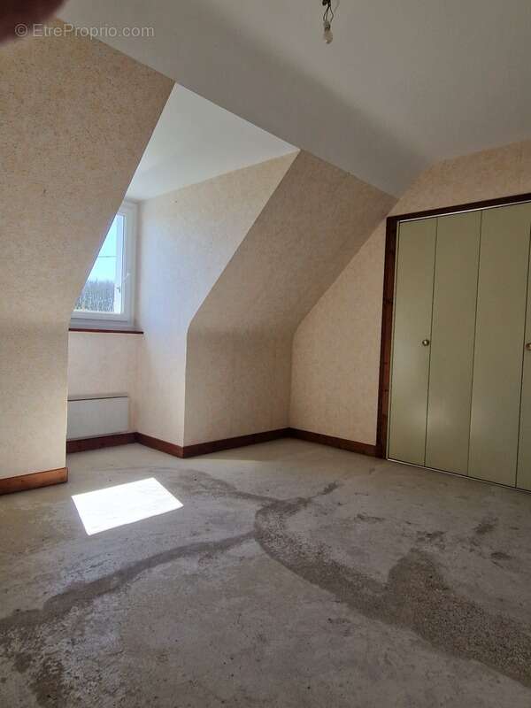 Maison à POMMERIT-LE-VICOMTE