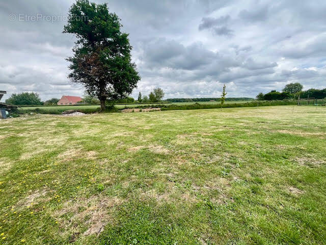Terrain à MORBECQUE