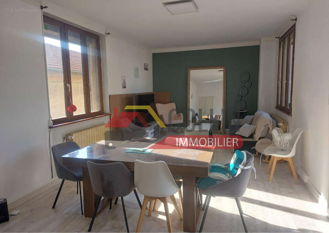 Immeuble + fond de commerce boulangerie - photo 3