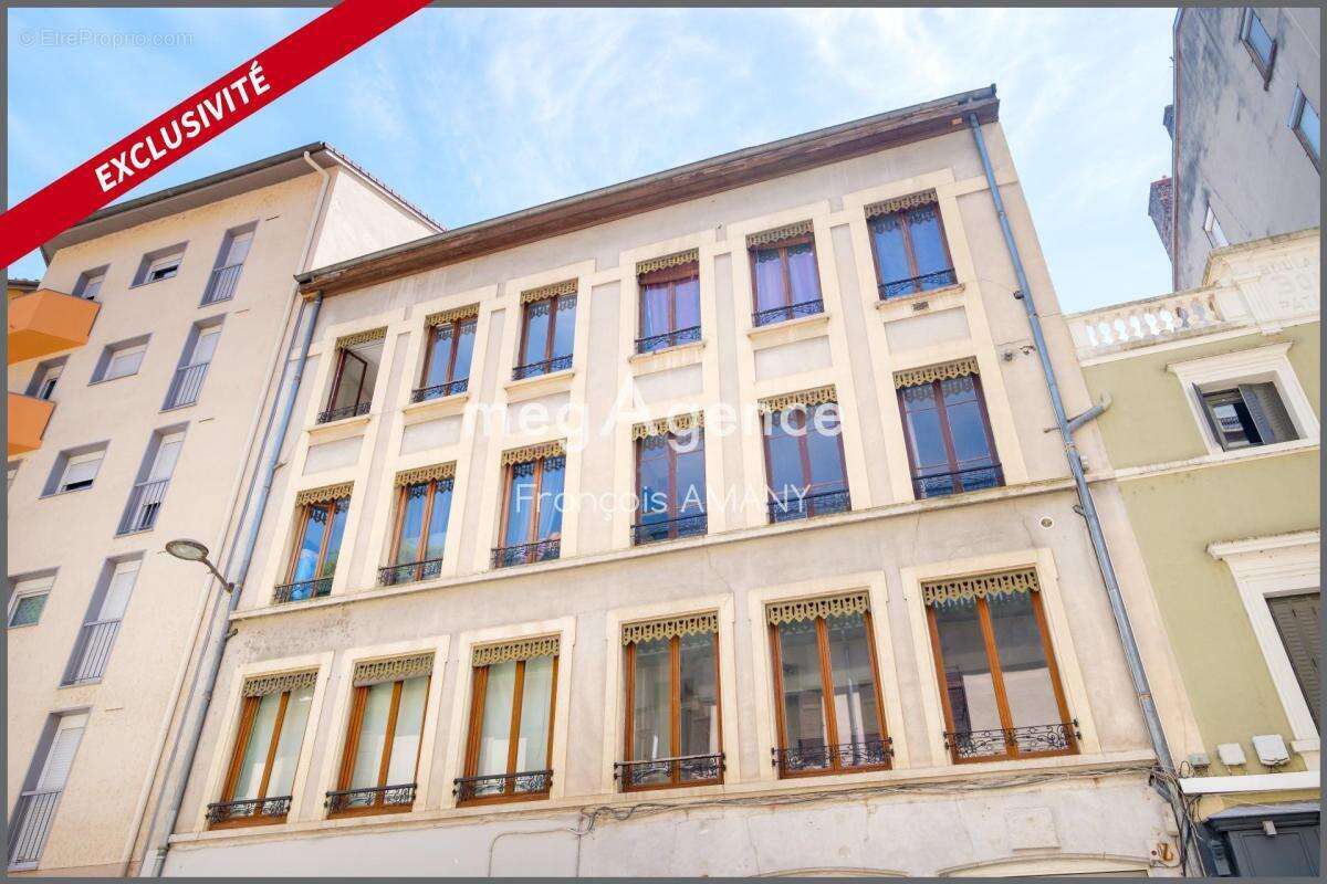 Appartement à CALUIRE-ET-CUIRE