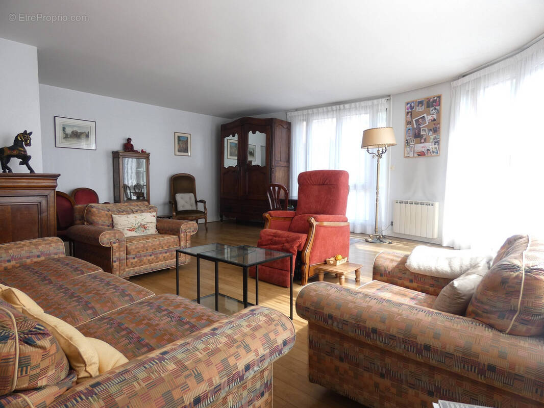 Appartement à PONTOISE
