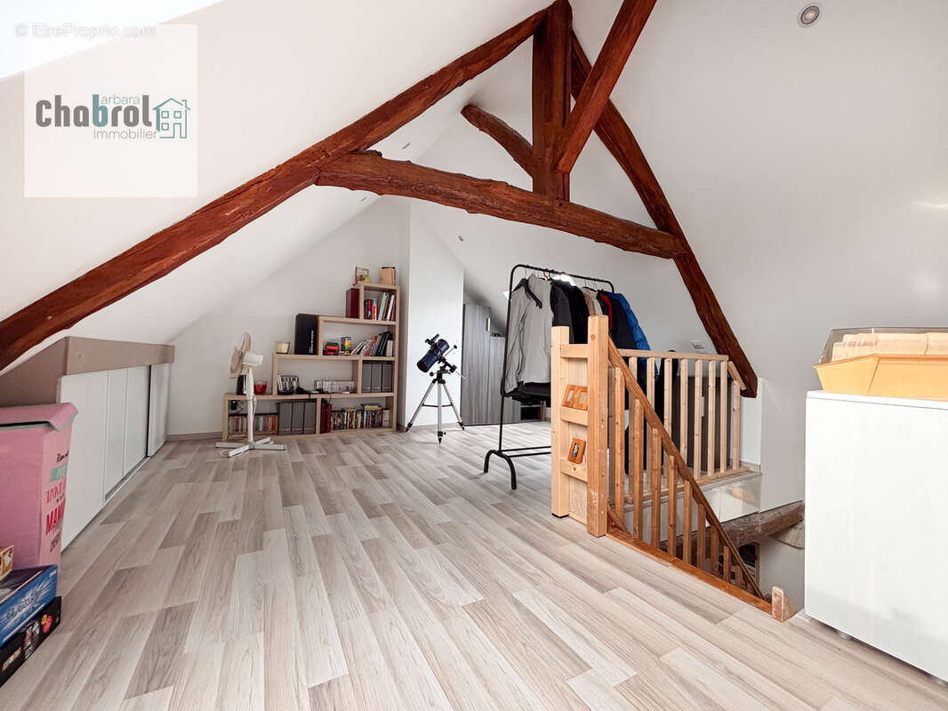 Maison à MONTATAIRE