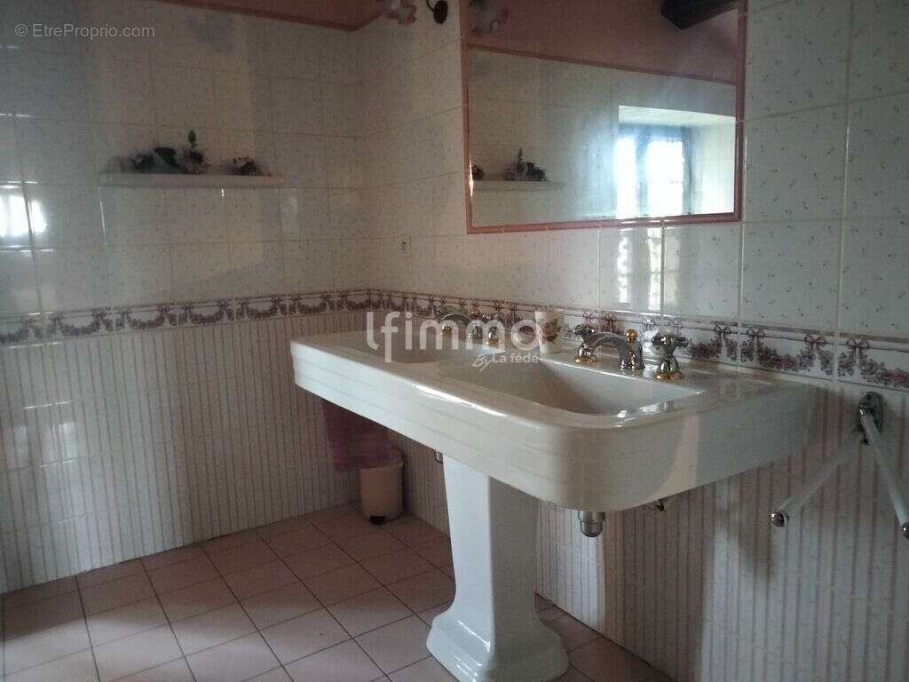 Maison à CASTELNAU-MAGNOAC