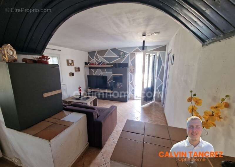 Appartement à SAINT-BRES