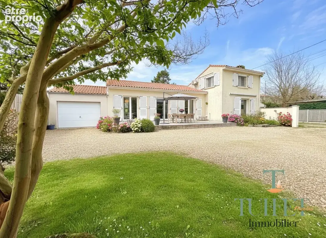Maison 187 m² à La Tremblade  - photo 4