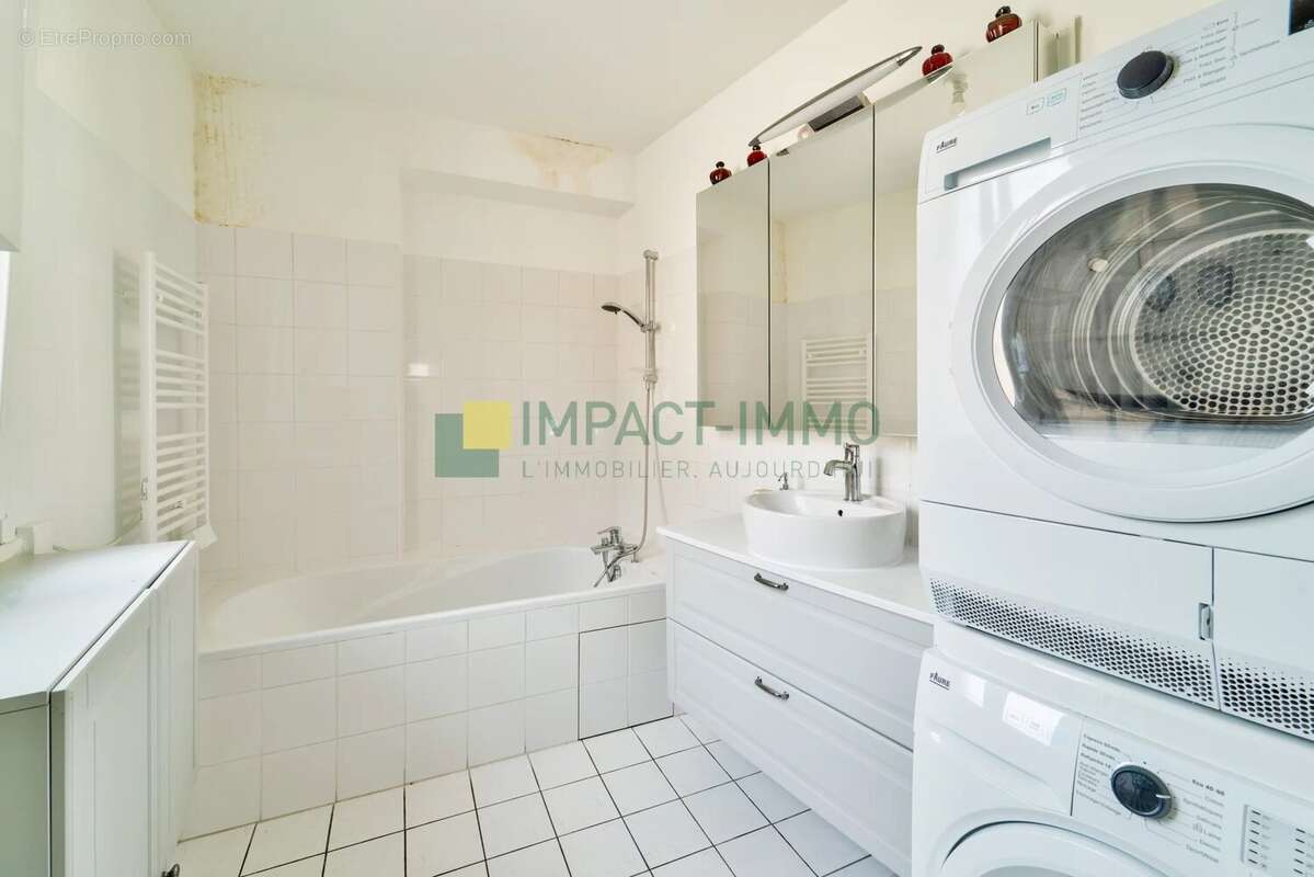 Appartement à COLOMBES