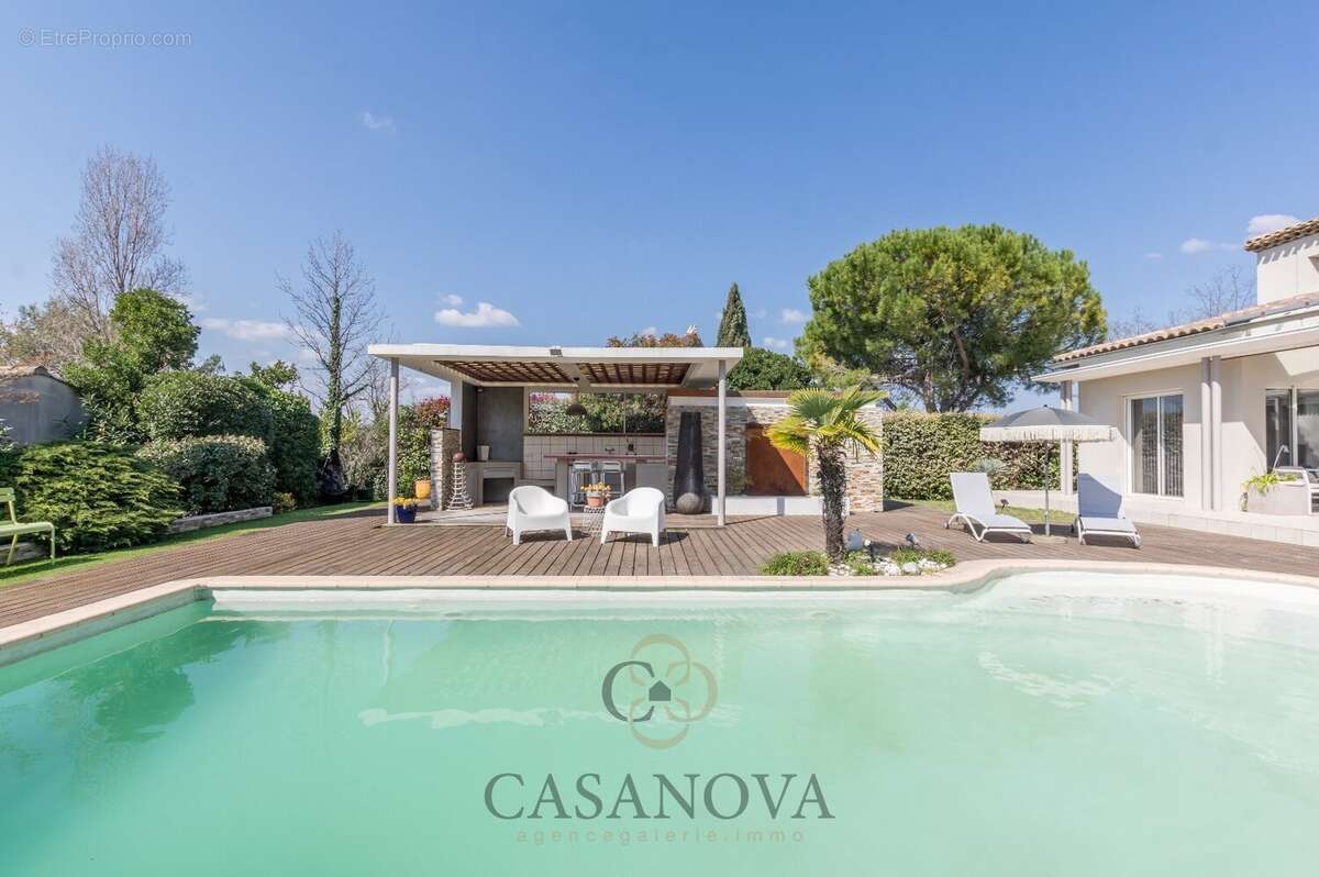 Villa contemporaine avec piscine et jardin paysager au nord de Montpellier - photo 2