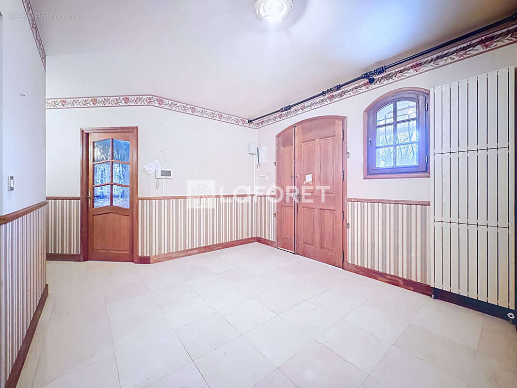 Maison à NOGENT-LE-PHAYE