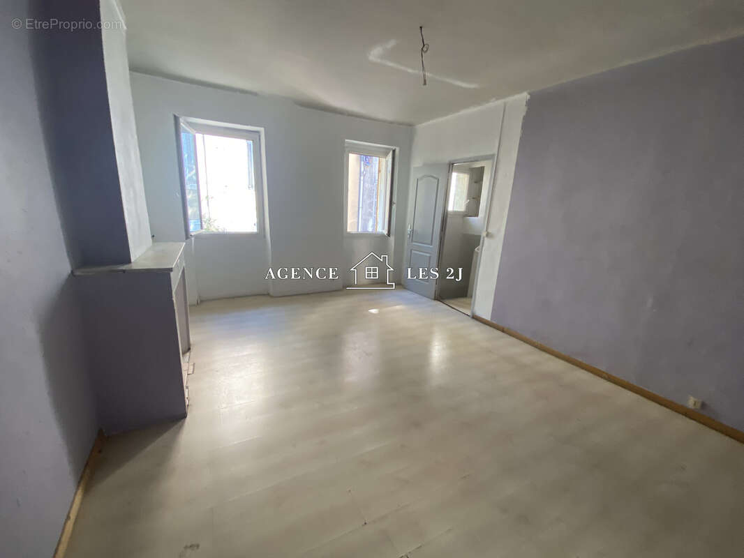 Maison t3 avec cour - belle de mai - photo 4