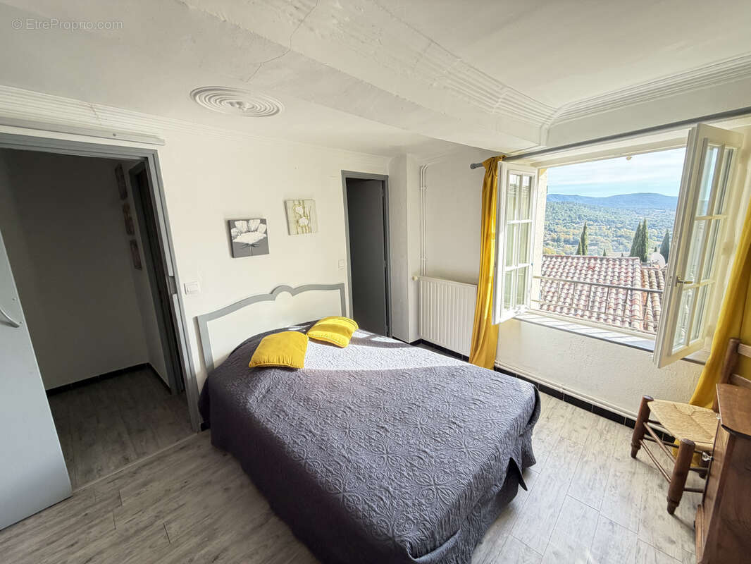 Maison à MOISSAC-BELLEVUE