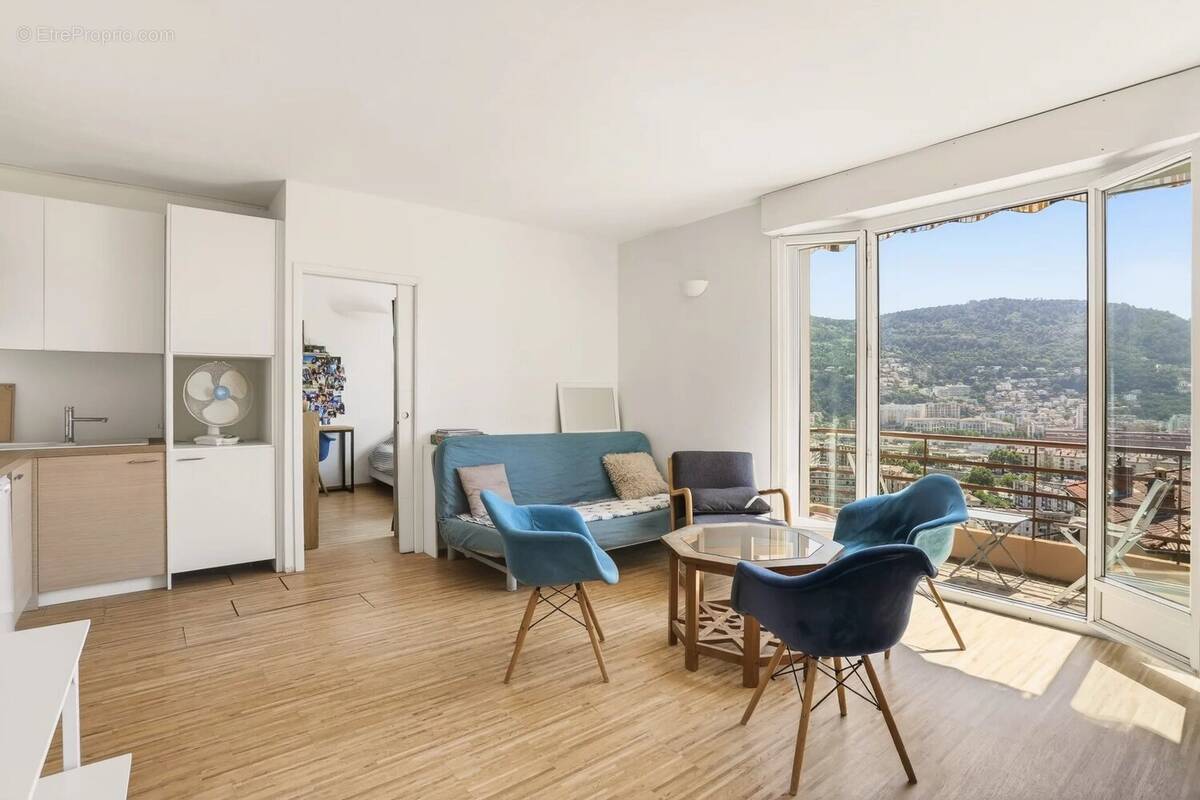 Appartement à NICE