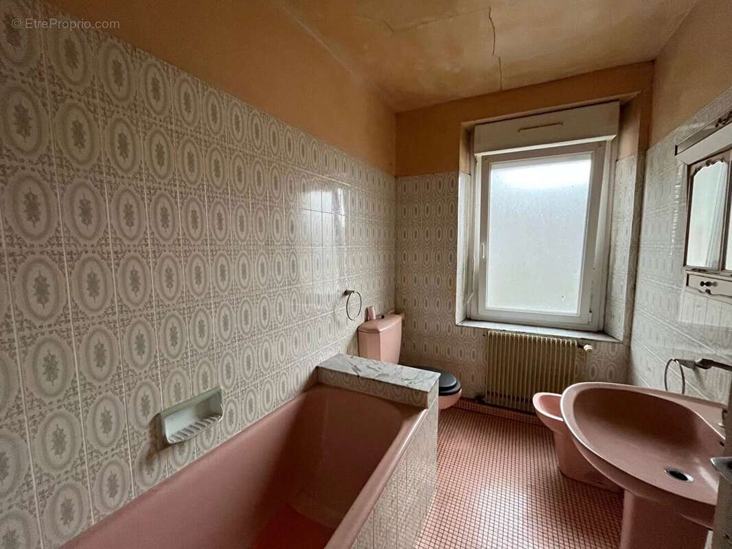 Maison à CORLAY