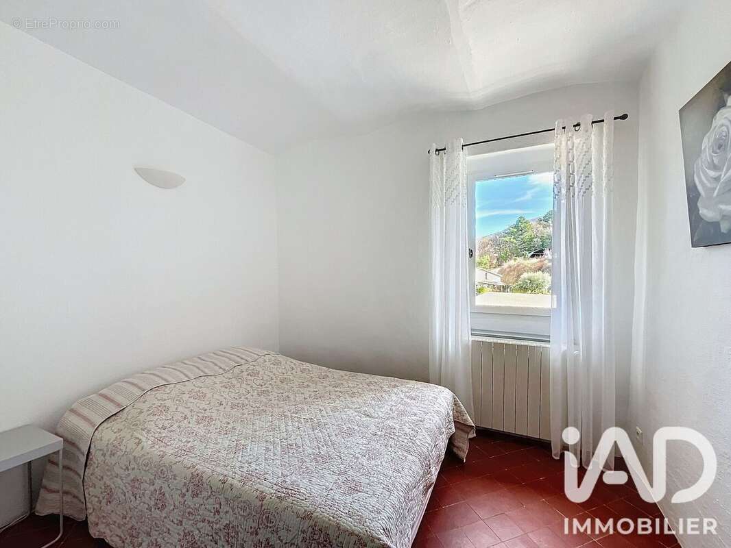 Maison 220 m² à Beaumont-Du-Ventoux  - photo 7