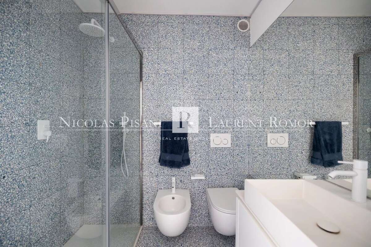 Appartement a vendre a saint jean cap ferrat  - 3 pièces - vue mer - terrasse  - garage - cave - photo 6