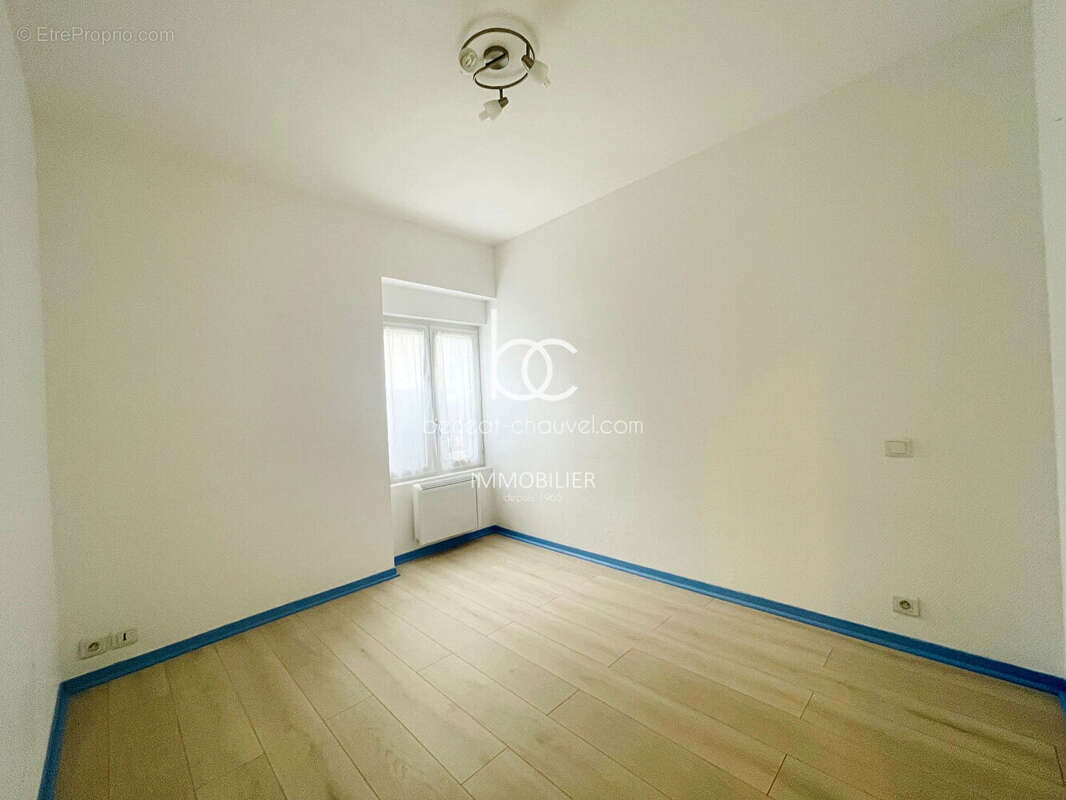 T3 Lumineux à Vannes Proche Gare et Centre-Ville 46 m² - photo 4