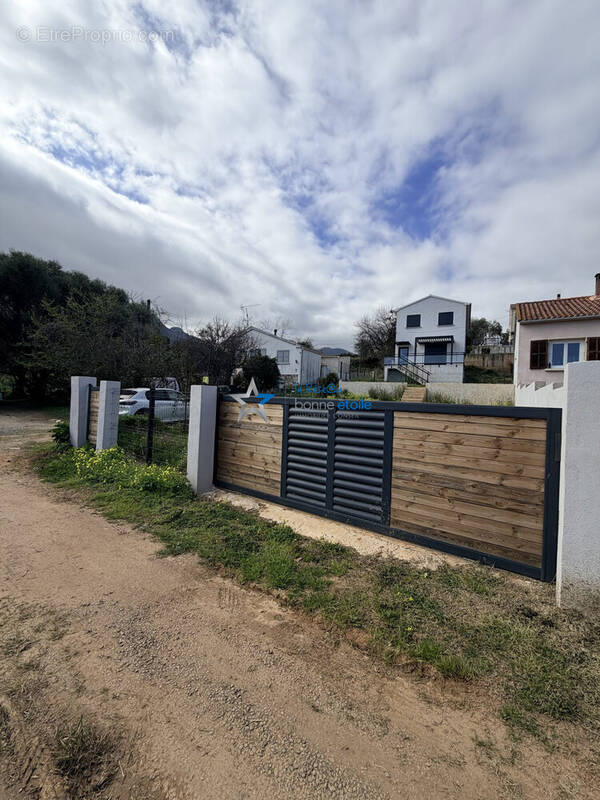 Maison à SAN-NICOLAO