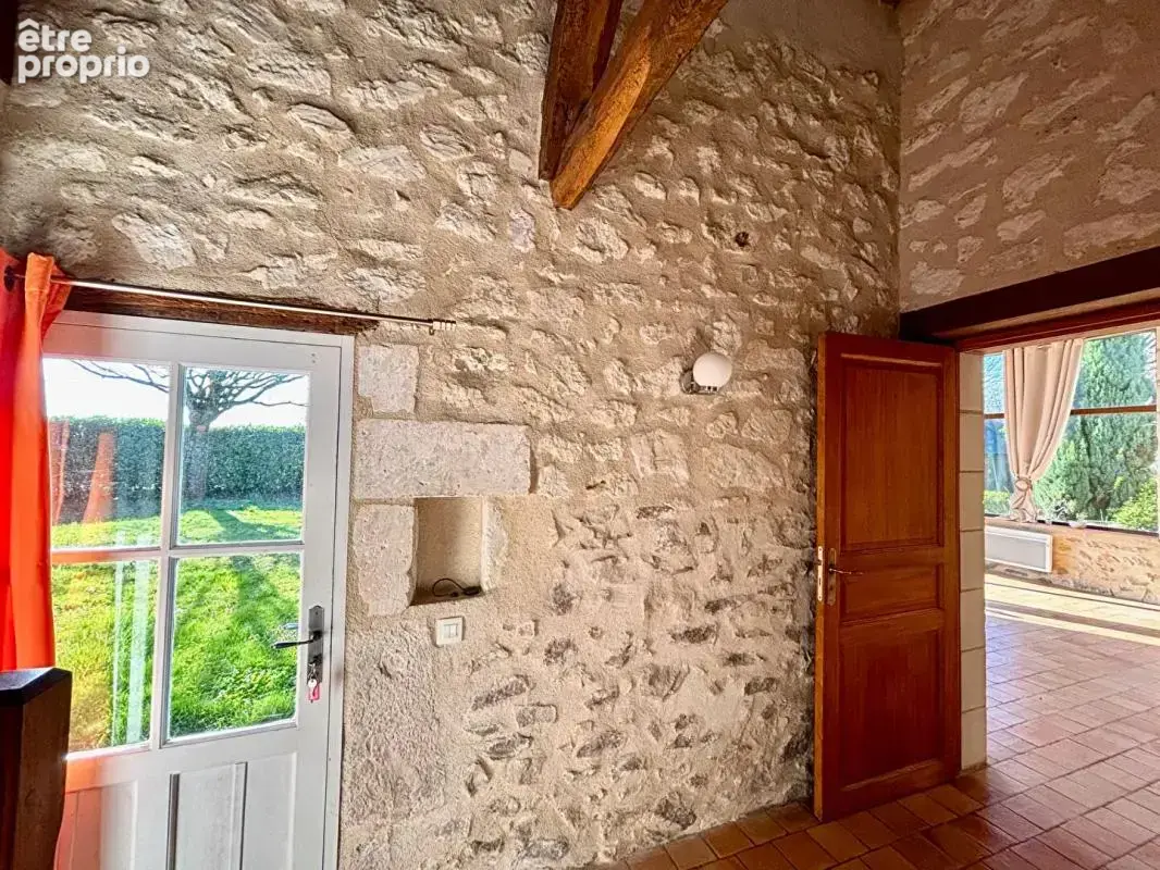 Longère avec gîtes - 10 pièce(s) 235 m2 - photo 9