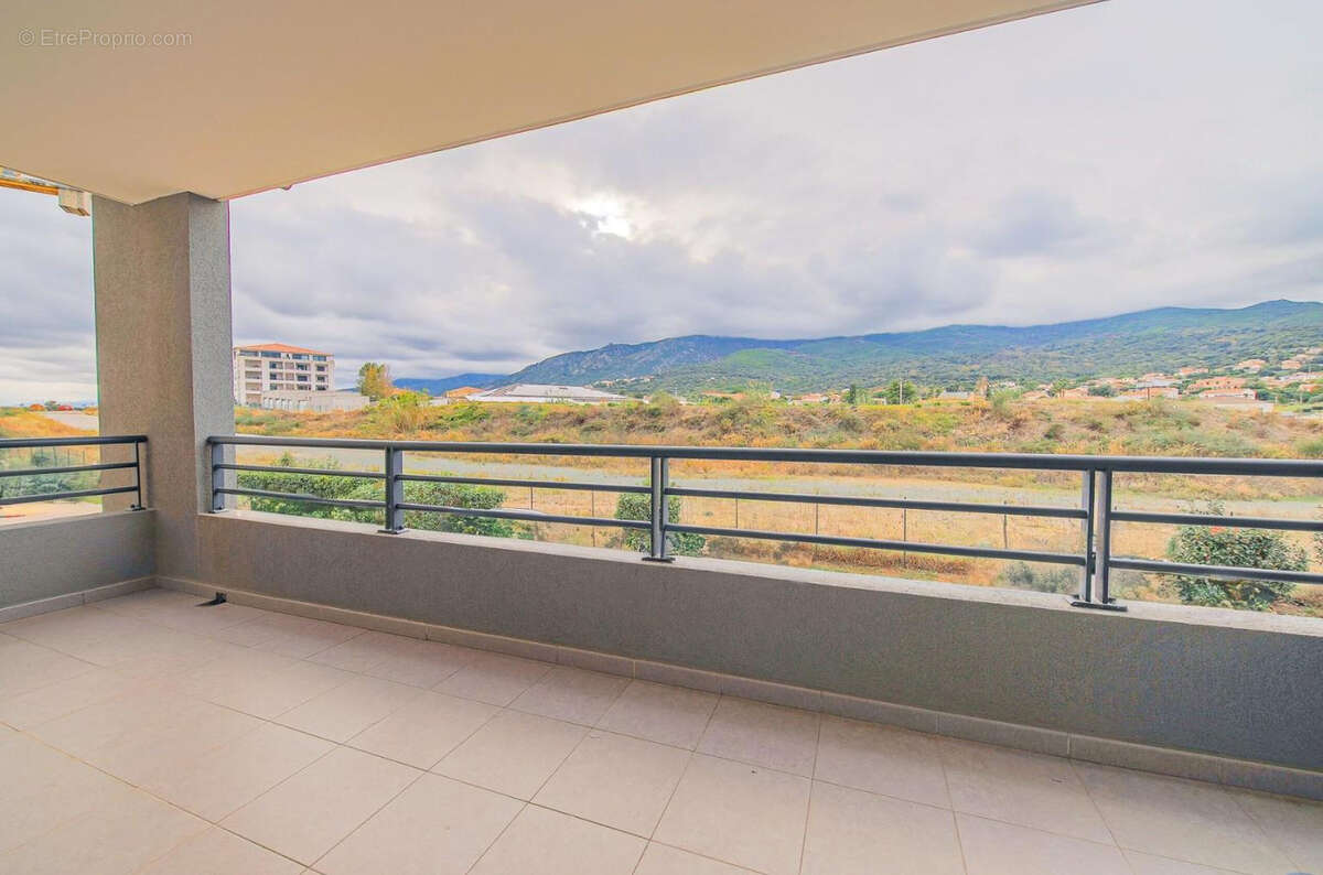 Appartement à FURIANI