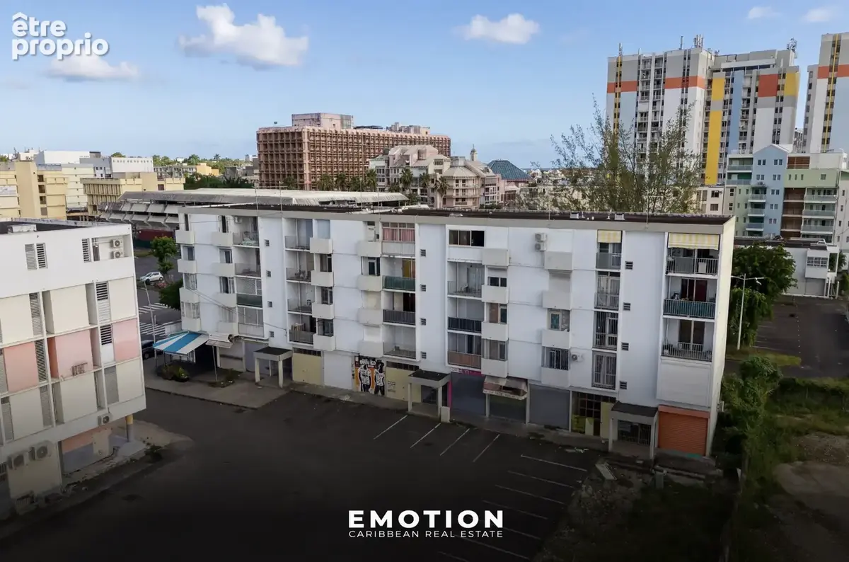 Appartement à POINTE-A-PITRE