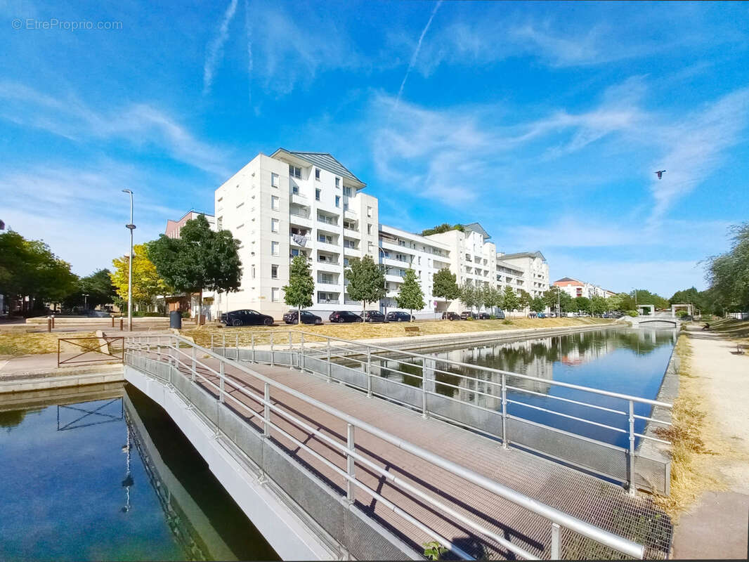 2 pièces avec loggia et parking proche du métro Pointe du Lac - photo 9