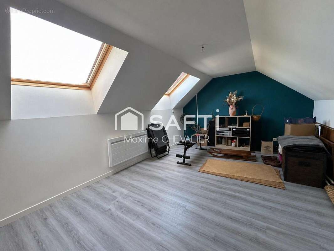 Maison 175 m² à Crevant  - photo 6