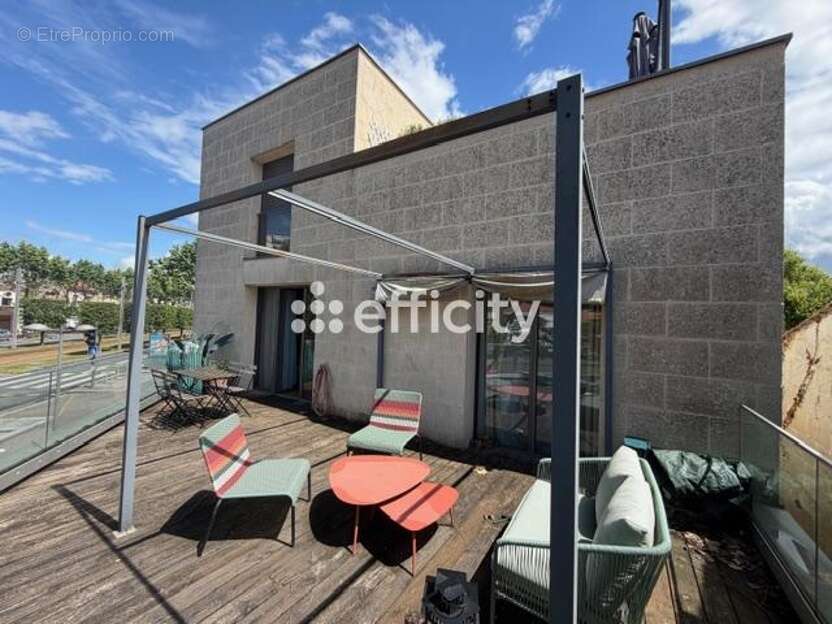 Appartement à BORDEAUX