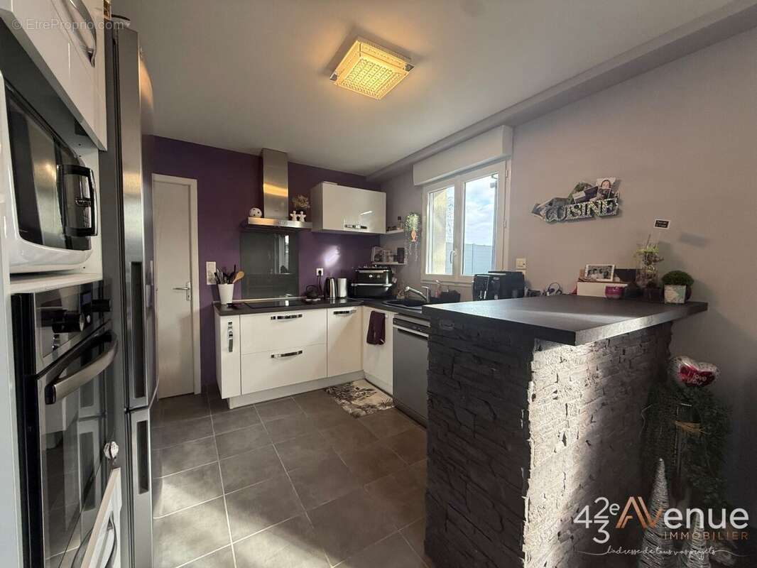 Maison à LA TALAUDIERE