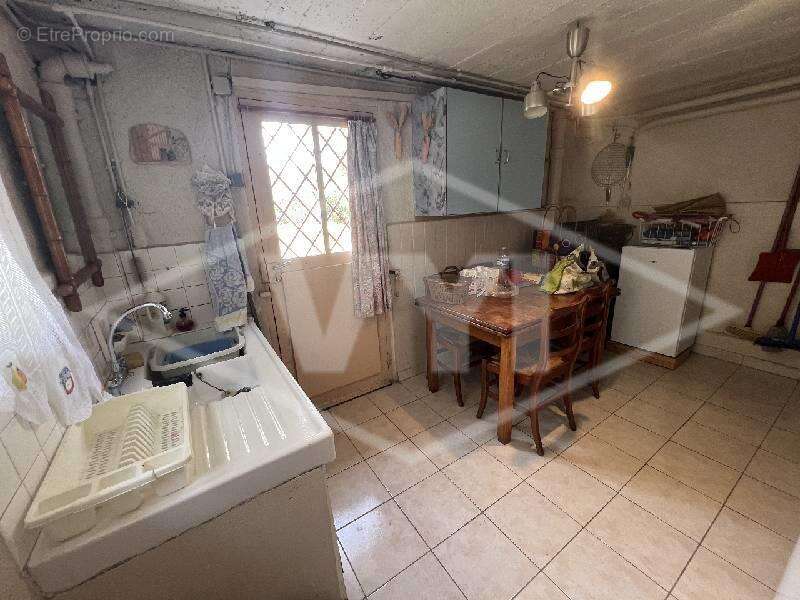 Maison 112 m² à Combs-La-Ville  - photo 10