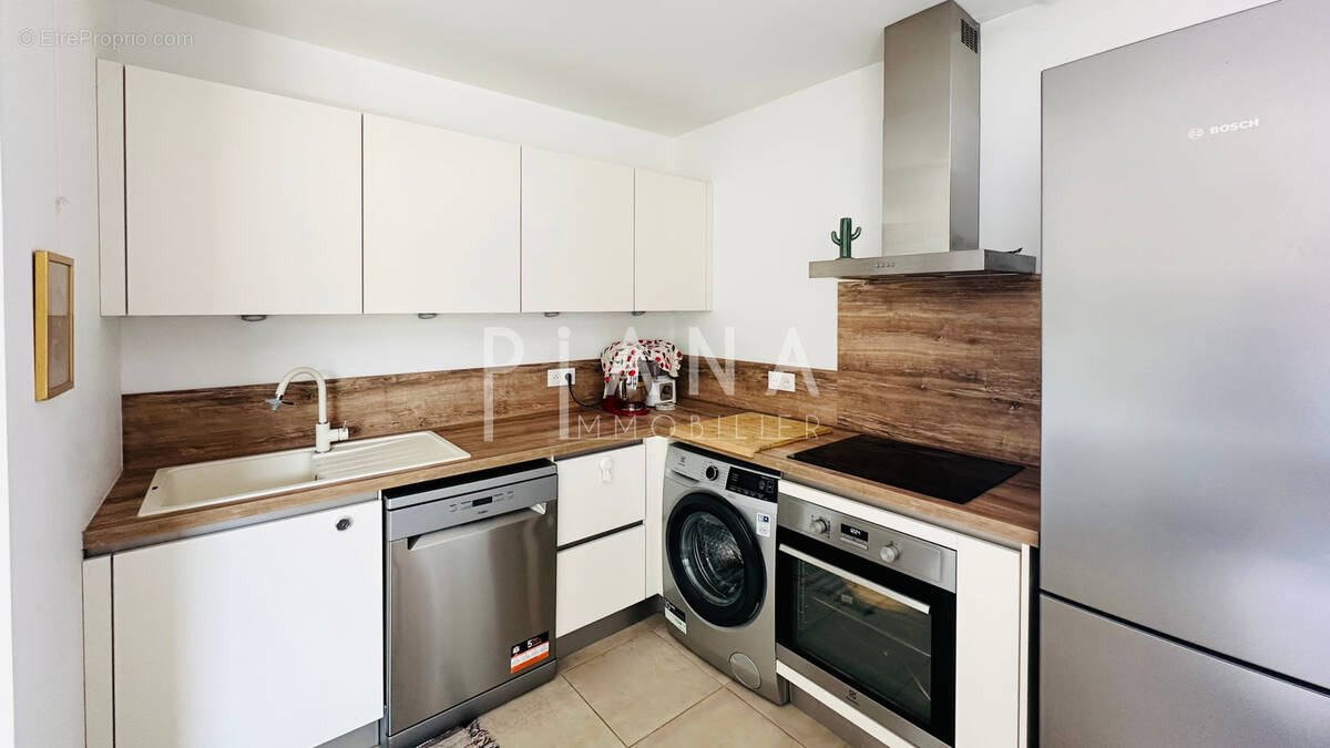 Appartement à MARSEILLE-8E