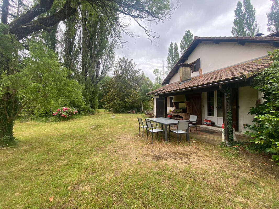 Maison à SAUGNACQ-ET-MURET