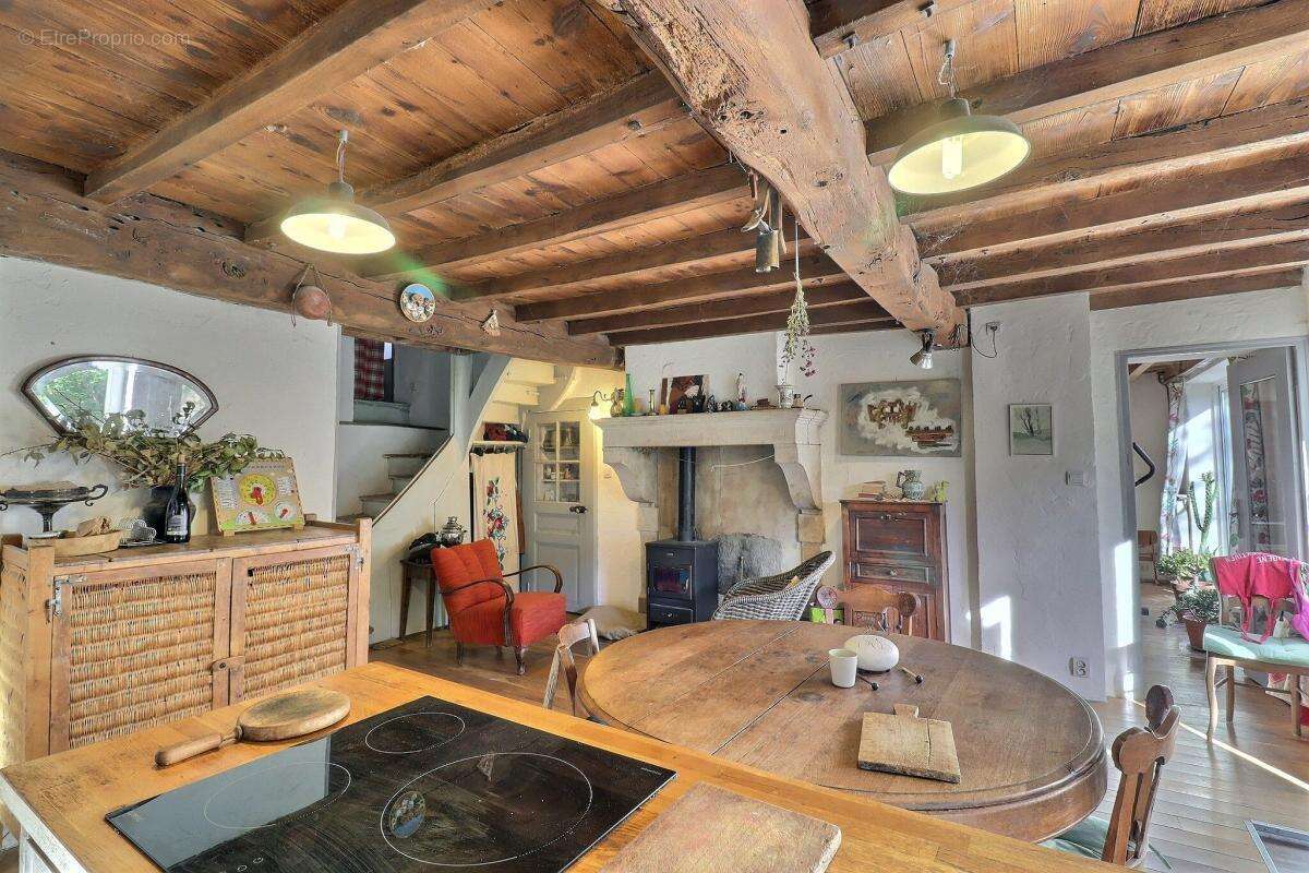 Maison à LHUIS