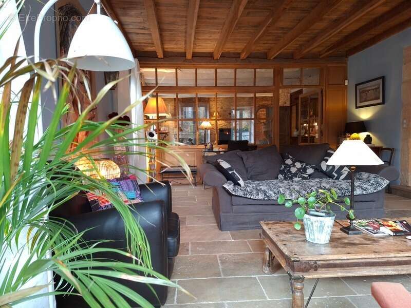 Maison de village en pierre - avec piscine - une annexe- au Bugue(24) - photo 19