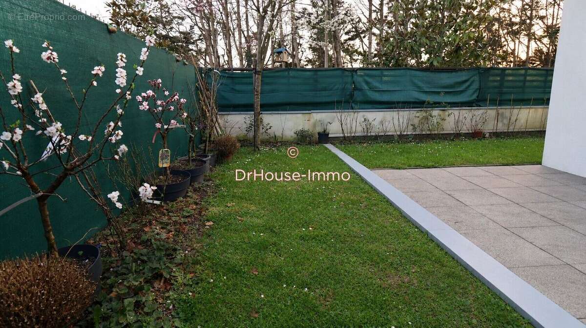 Appartement 60 m² à Gradignan  - photo 14