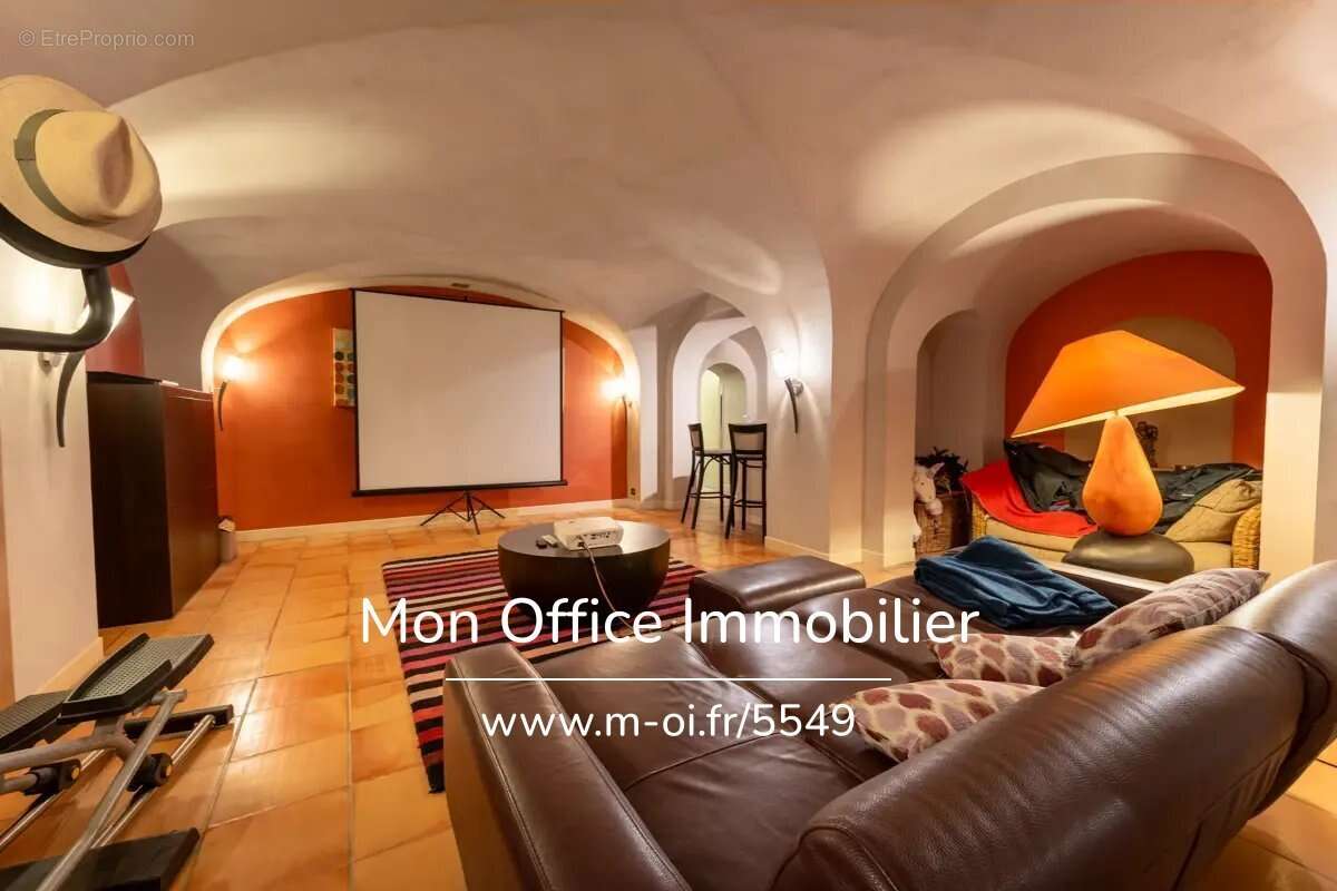 Maison à ROGNES