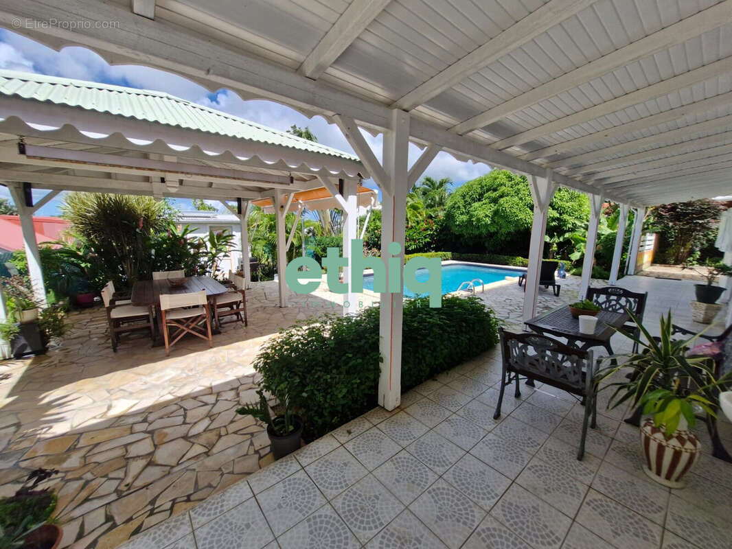 Maison à SAINT-FRANCOIS