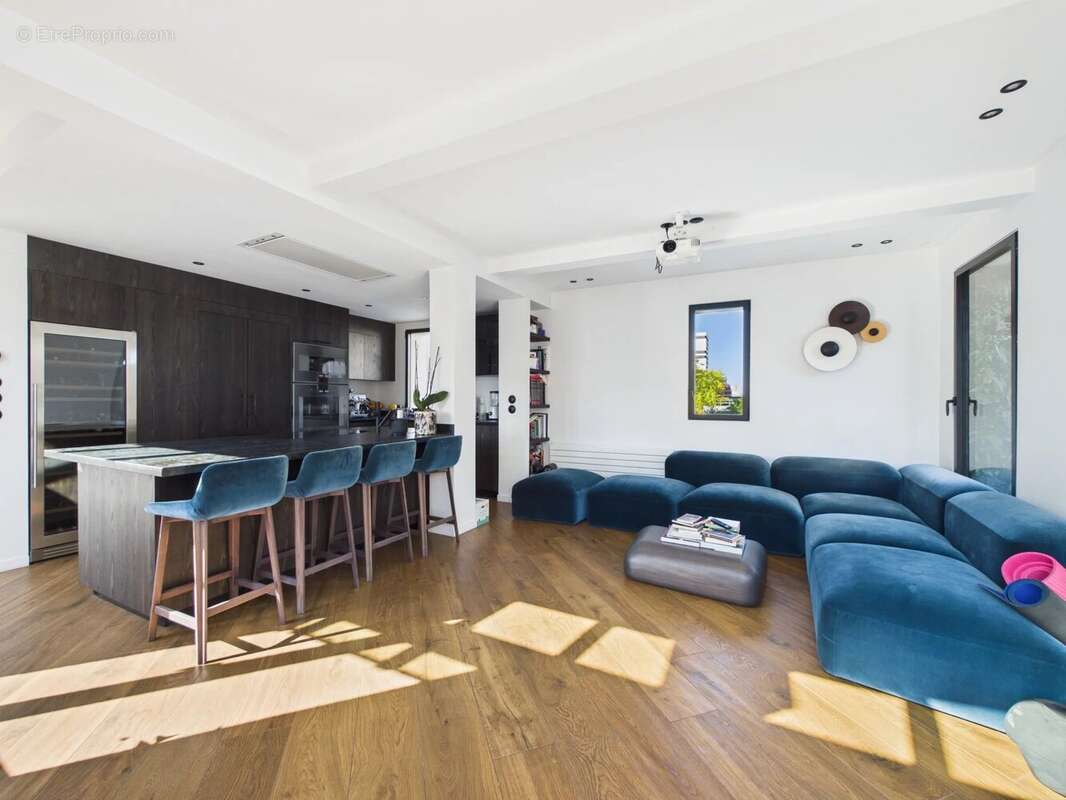 Appartement à PARIS-19E