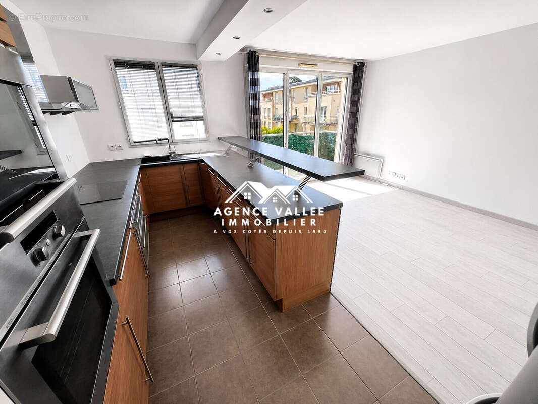 Appartement à CORBEIL-ESSONNES